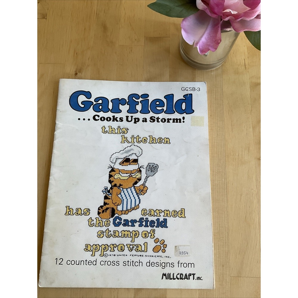 Vintage Garfield Cooks Up a Storm Cross Stitch Pattern Book 1984 Millcraft 12